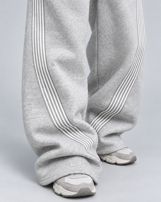 AVENUE — Wide-leg trousers with stripes