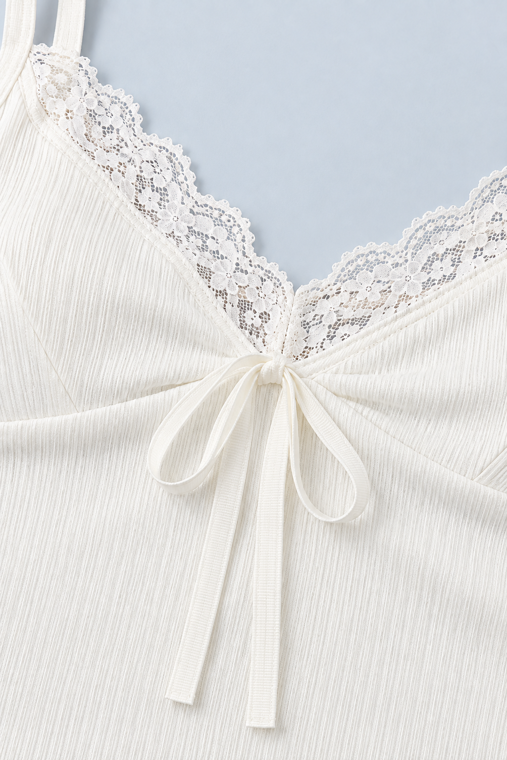 BOW — Tie-front camisole with lace trim