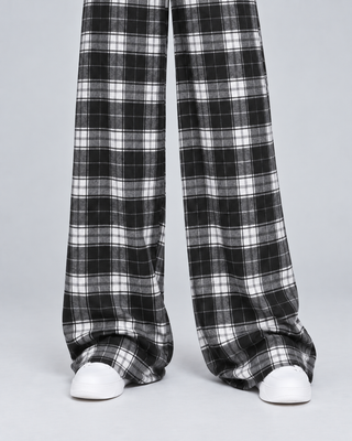 CHECK — Relaxed checked trousers