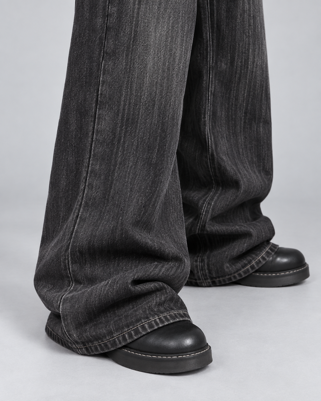 DISTRICT — Wide-leg baggy jeans