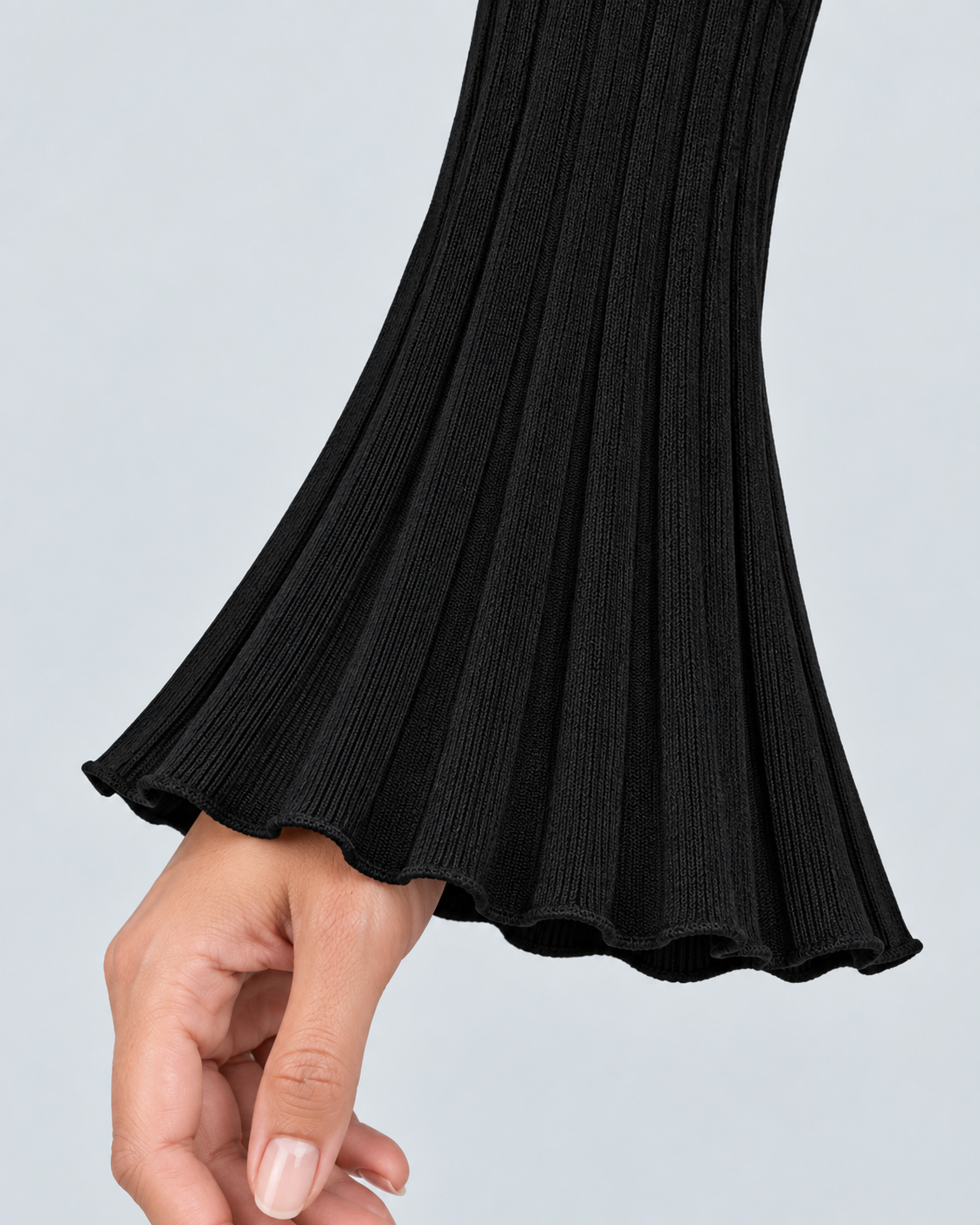 ECLIPSE — Asymmetric top with flared sleeves
