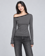 RIOT — Striped off-shoulder top — front view