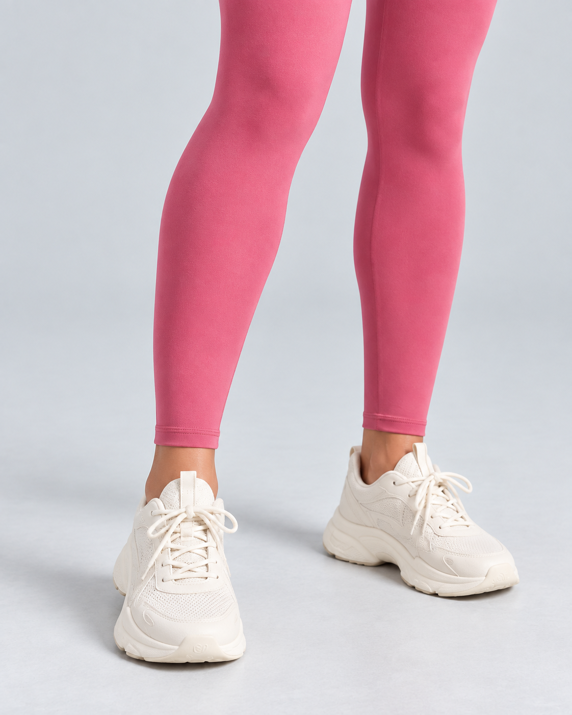 RISE — Solid-colour high-waisted leggings