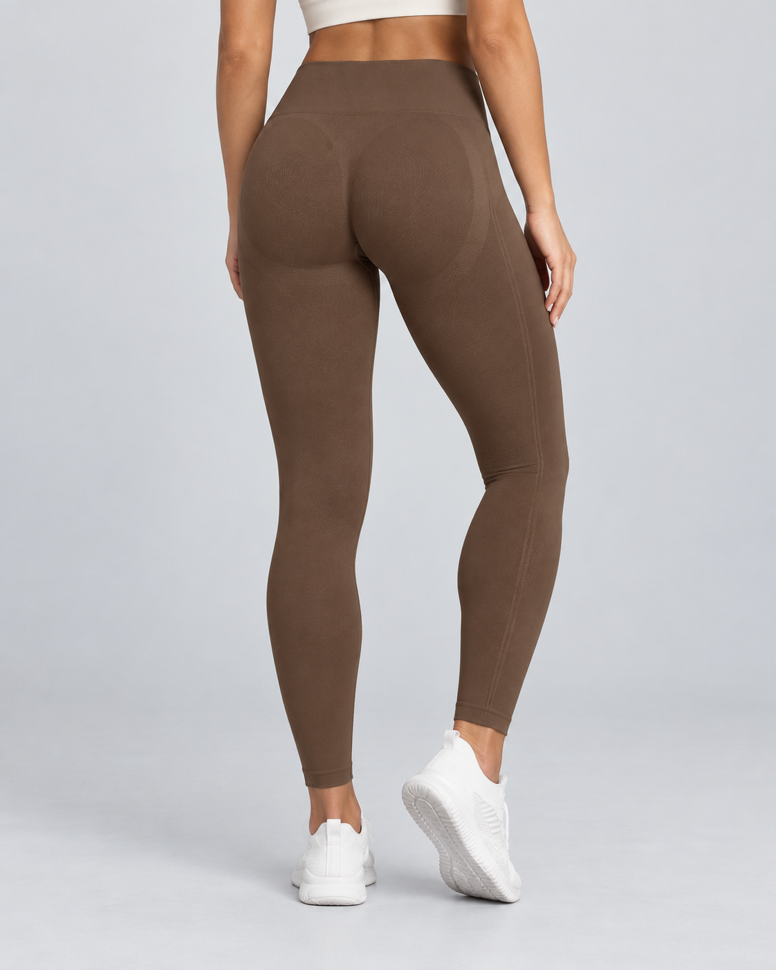 SCULPT — Leggings with curved seams — back view