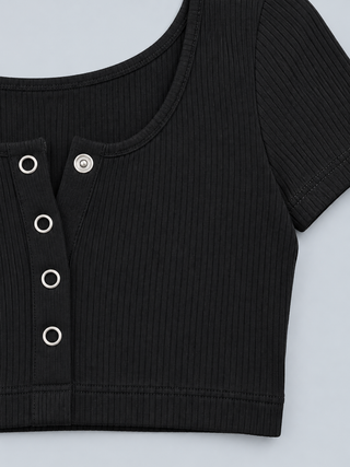 SNAP — Button-front crop top