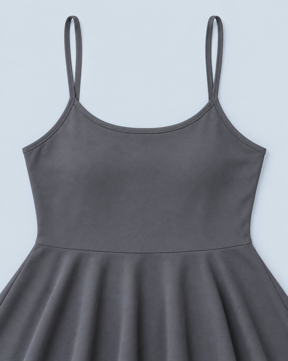 SWING — Flared short chemise with lace trim