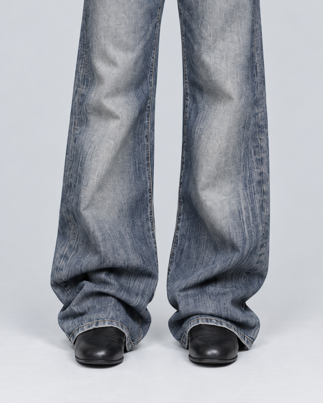 URBAN — Relaxed washed jeans
