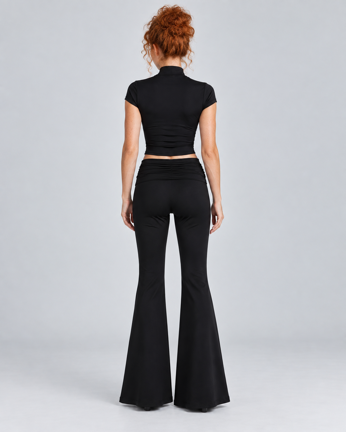 ZIPPED — Zip-front cut-out set — back view